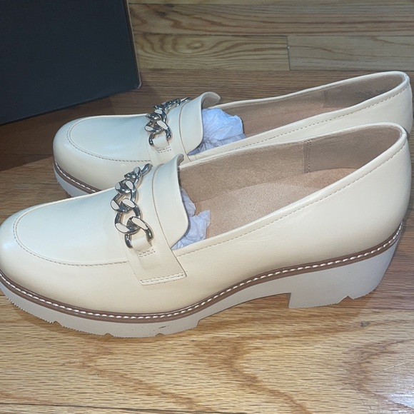 NEW Naturalizer Women Desi Chain Platform Lug Sole Heeled Loafer Taupe 11 W Wide - Picture 13 of 17